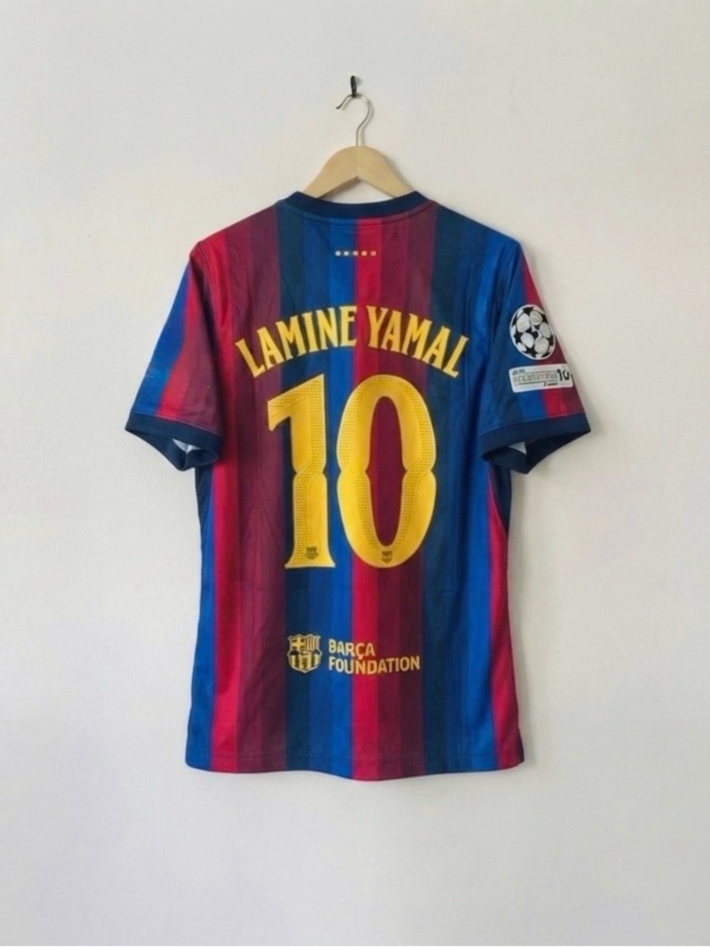 Lamine Yamal  #10 Barcelona 26/27 Home Jersey Fan Version Size Medium
